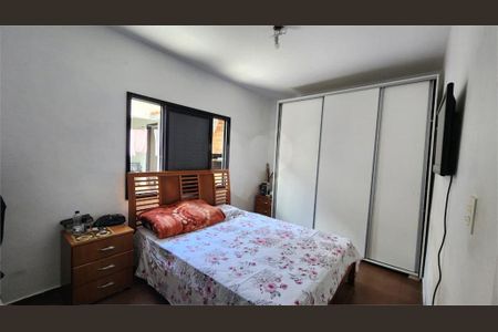 Casa à venda com 3 quartos, 257m² em Jardim Edilene, São Paulo