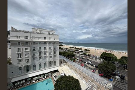 Apartamento à venda com 3 quartos, 300m² em Copacabana, Rio de Janeiro