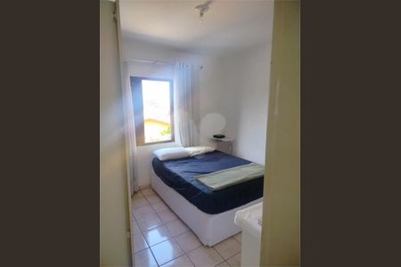 Casa à venda com 2 quartos, 100m² em Jardim Santa Rosa, Taboão da Serra