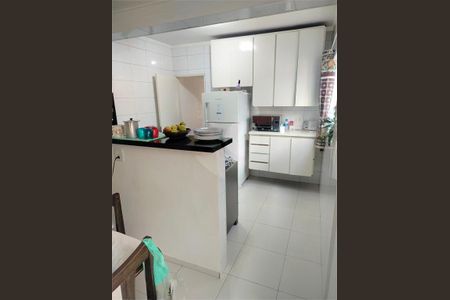 Casa à venda com 100m², 2 quartos e 2 vagas