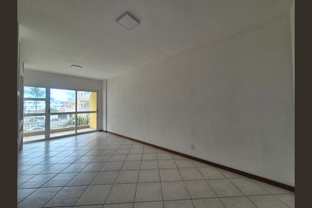 Apartamento à venda com 86m², 2 quartos e 1 vaga