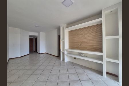 Apartamento à venda com 86m², 2 quartos e 1 vaga