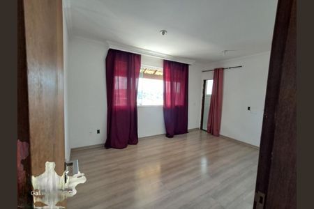 Casa à venda com 3 quartos, 250m² em Pedra Azul, Contagem