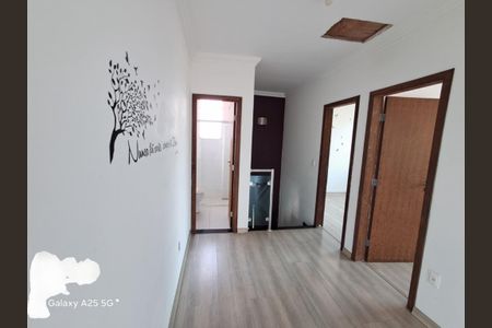 Casa à venda com 250m², 3 quartos e 2 vagas