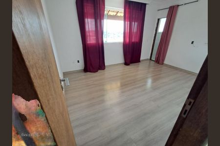 Casa à venda com 250m², 3 quartos e 2 vagas