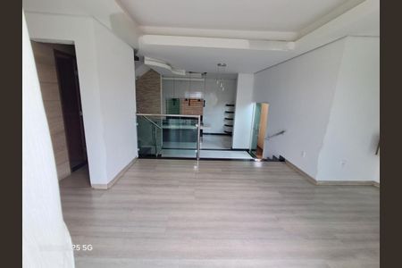Casa à venda com 250m², 3 quartos e 2 vagas