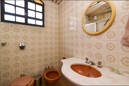 Apartamento à venda com 85m², 3 quartos e 1 vaga Apartamento à venda com 85m², 3 quartos e 1 vagaBanheiro Social