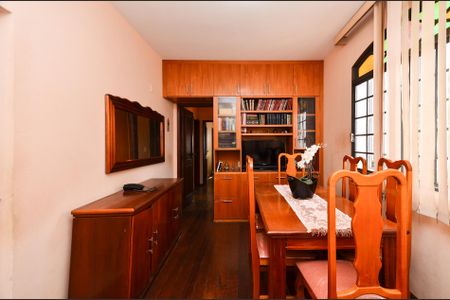 Apartamento à venda com 85m², 3 quartos e 1 vaga Apartamento à venda com 85m², 3 quartos e 1 vagaSala Ambientes