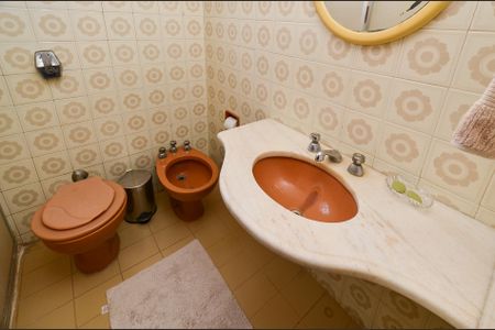 Apartamento à venda com 85m², 3 quartos e 1 vaga Apartamento à venda com 85m², 3 quartos e 1 vagaBanheiro Social