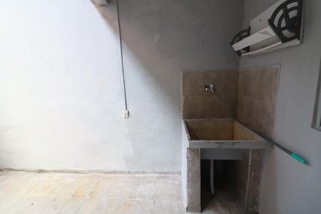 Casa para alugar com 75m², 2 quartos e 1 vagaÁrea de Serviço