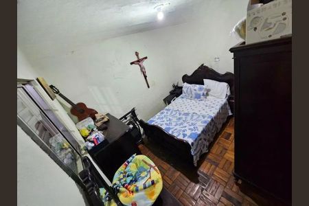 Casa à venda com 2 quartos, 161m² em Vila Linda, Santo André