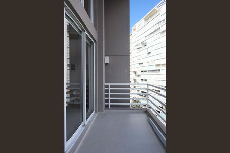 varanda de kitnet/studio à venda com 1 quarto, 85m² em Morumbi, São Paulo