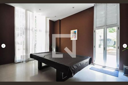 Studio à venda com 85m², 1 quarto e 2 vagas Studio à venda com 85m², 1 quarto e 2 vagasSala de Jogos
