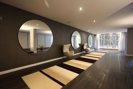 Studio à venda com 85m², 1 quarto e 2 vagas Studio à venda com 85m², 1 quarto e 2 vagasHall de entrada