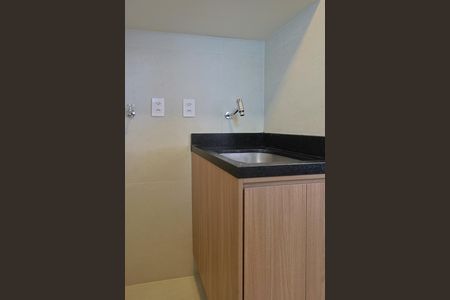 Studio à venda com 85m², 1 quarto e 2 vagas Studio à venda com 85m², 1 quarto e 2 vagasÁrea de Serviço