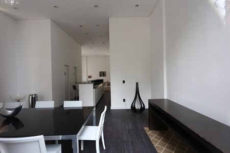 Studio à venda com 85m², 1 quarto e 2 vagas Studio à venda com 85m², 1 quarto e 2 vagasÁrea comum - Salão de festas