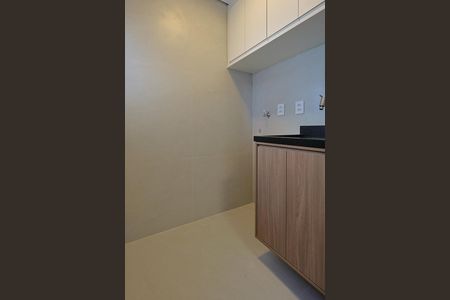 Studio à venda com 85m², 1 quarto e 2 vagas Studio à venda com 85m², 1 quarto e 2 vagasÁrea de Serviço
