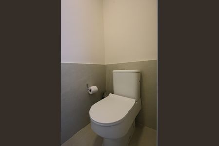 Lavabo de kitnet/studio à venda com 1 quarto, 85m² em Morumbi, São Paulo