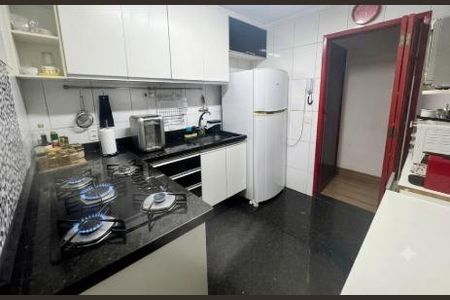 Apartamento à venda com 80m², 3 quartos e sem vaga