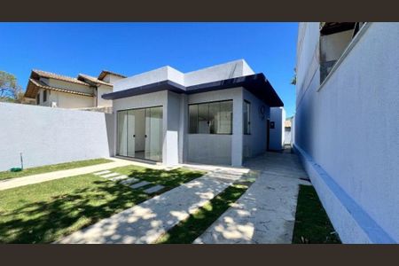 Casa à venda com 117m², 2 quartos e 2 vagas