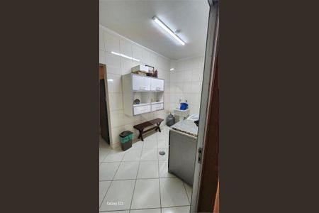 Casa à venda com 230m², 3 quartos e 2 vagas