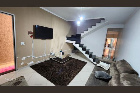 Casa à venda com 230m², 3 quartos e 2 vagas