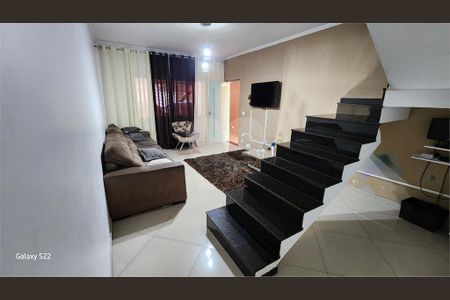 Casa à venda com 230m², 3 quartos e 2 vagas