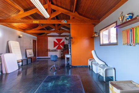 Espaço de jogos de casa de condomínio para alugar com 5 quartos, 360m² em São Paulo Ii, Cotia
