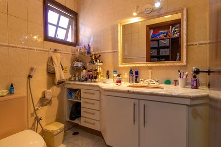 Casa de condomínio para alugar com 360m², 5 quartos e 5 vagas Casa de condomínio para alugar com 360m², 5 quartos e 5 vagasBanheiro do Quarto 4 - Suíte