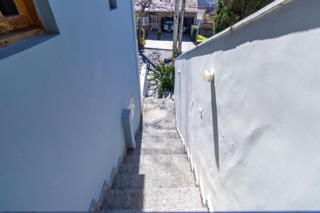 Casa de condomínio para alugar com 360m², 5 quartos e 5 vagas Casa de condomínio para alugar com 360m², 5 quartos e 5 vagasCorredor lateral