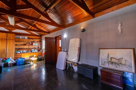 Casa de condomínio para alugar com 360m², 5 quartos e 5 vagas Casa de condomínio para alugar com 360m², 5 quartos e 5 vagasEspaço de jogos