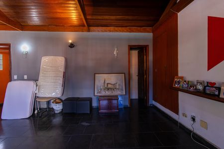 Casa de condomínio para alugar com 360m², 5 quartos e 5 vagas Casa de condomínio para alugar com 360m², 5 quartos e 5 vagasEspaço de jogos