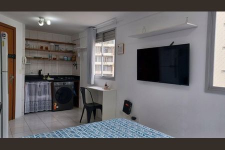 Studio à venda com 22m², 1 quarto e sem vaga Studio à venda com 22m², 1 quarto e sem vagaSala / Quarto