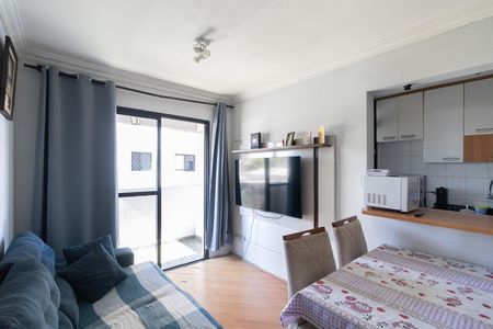 Sala de apartamento à venda com 2 quartos, 56m² em Itaquera, São Paulo