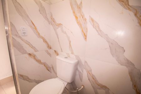 Studio para alugar com 12m², 1 quarto e sem vaga Studio para alugar com 12m², 1 quarto e sem vagaBanheiro