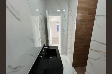 Casa para alugar com 70m², 2 quartos e sem vagaBanheiro