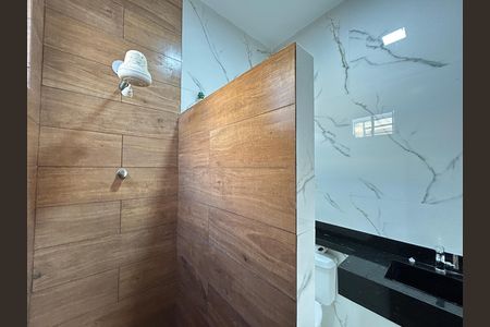 Casa para alugar com 70m², 2 quartos e sem vagaBanheiro