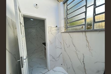 Área de Serviço de casa para alugar com 2 quartos, 70m² em Encantado, Rio de Janeiro