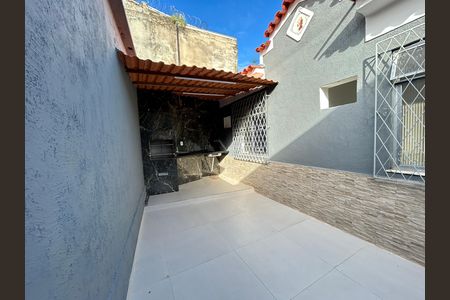 Área comum de casa para alugar com 2 quartos, 70m² em Encantado, Rio de Janeiro
