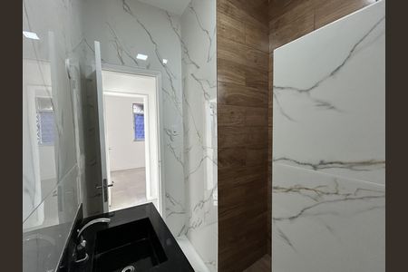 Casa para alugar com 70m², 2 quartos e sem vagaBanheiro
