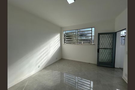 Casa para alugar com 70m², 2 quartos e sem vagaSala