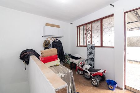 Hall de casa para alugar com 3 quartos, 80m² em Guadalupe, Rio de Janeiro