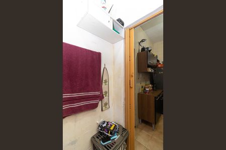 Banheiro de casa para alugar com 3 quartos, 80m² em Guadalupe, Rio de Janeiro