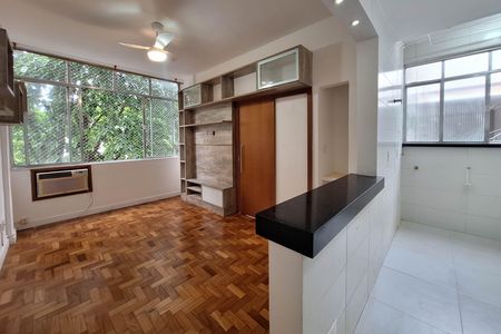 Sala de apartamento à venda com 1 quarto, 50m² em São Francisco, Niterói