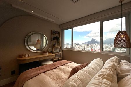 Apartamento à venda com 78m², 2 quartos e 1 vaga