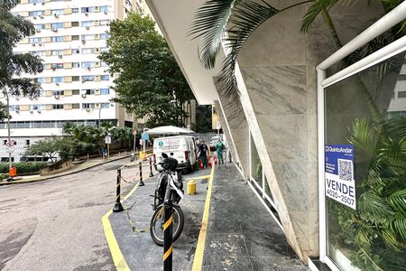 Apartamento à venda com 78m², 2 quartos e 1 vaga