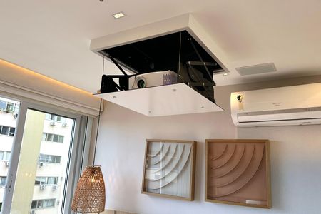 Apartamento à venda com 78m², 2 quartos e 1 vaga