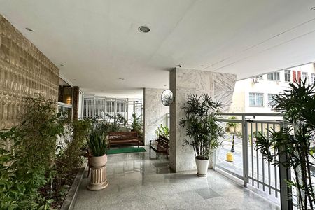 Apartamento à venda com 78m², 2 quartos e 1 vaga