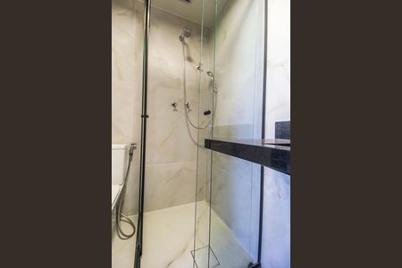 Apartamento à venda com 72m², 3 quartos e 2 vagas Apartamento à venda com 72m², 3 quartos e 2 vagasBanheiro 2