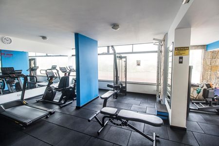Apartamento à venda com 72m², 3 quartos e 2 vagas Apartamento à venda com 72m², 3 quartos e 2 vagasAcademia